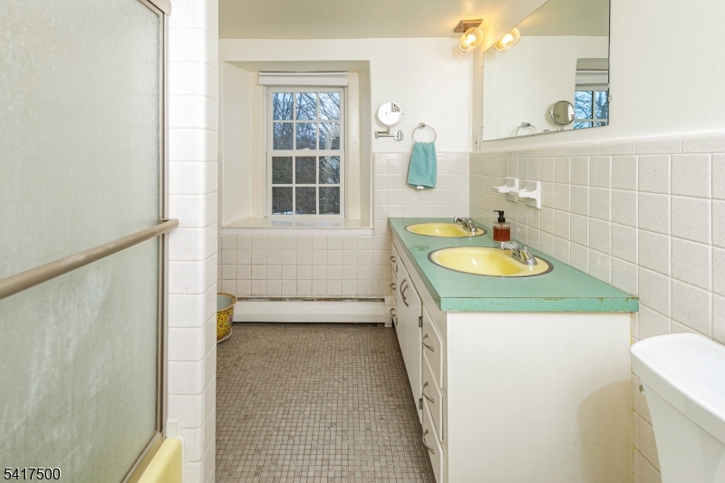 46 Poor Farm Road Pennington, NJ 08534 - Photo 27 of 38