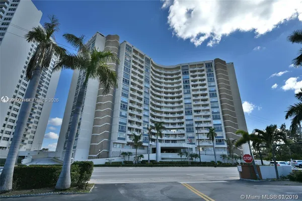 $3,400 | 3180 South Ocean Drive, Unit 1204, Hallandale Beach, FL 33009