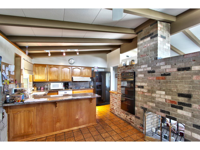 1180 Pecos Way Sunnyvale, CA 94089 - Photo 3 of 6