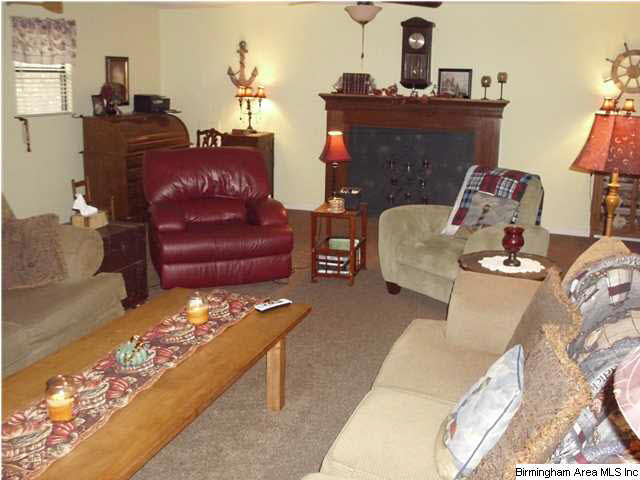 5331 Mayfield Lane Bessemer, AL 35022 - Photo 4 of 27