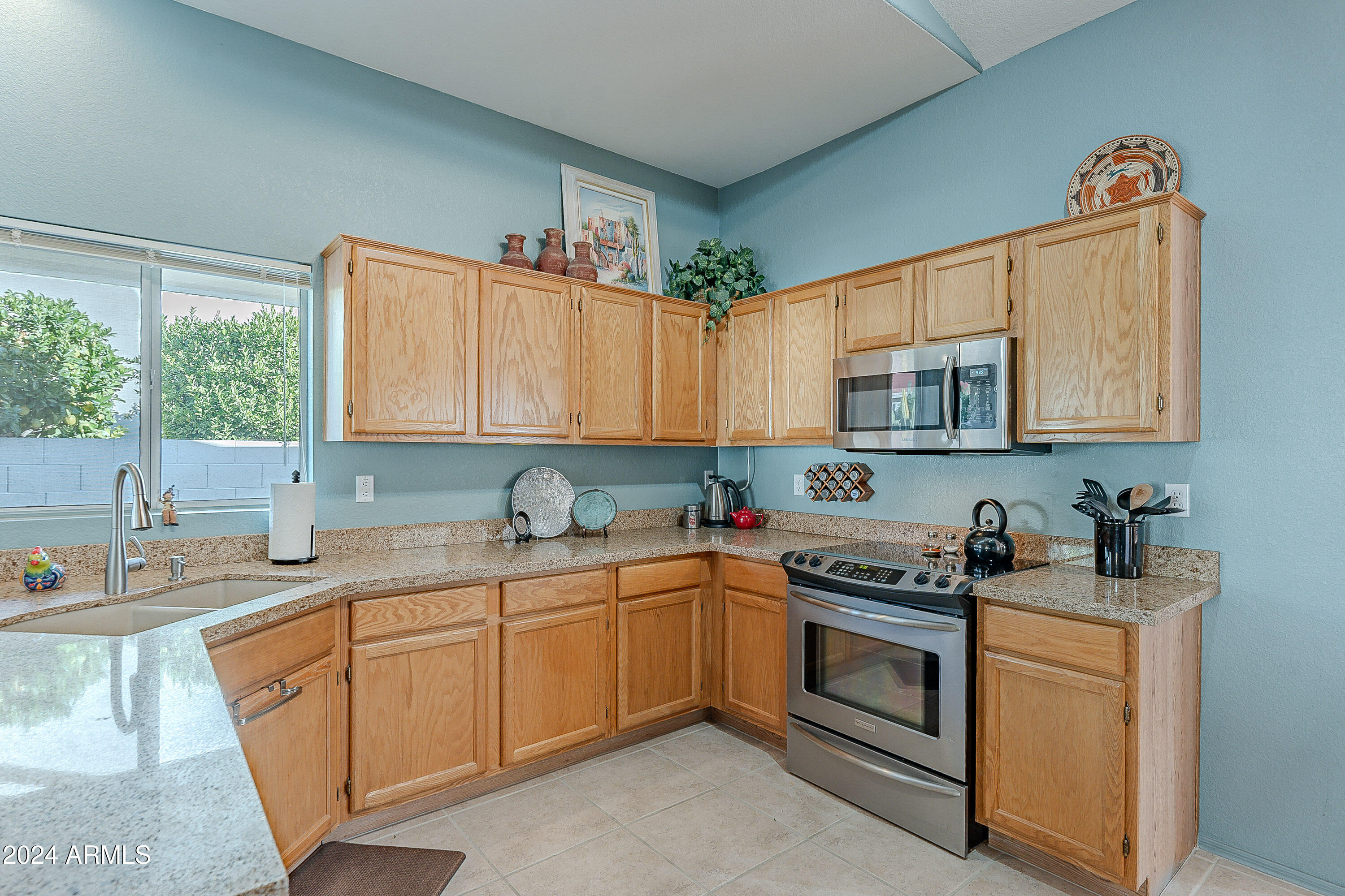17716 North Raindance Road Surprise, AZ 85374 - Photo 5 of 22 Kitchen2