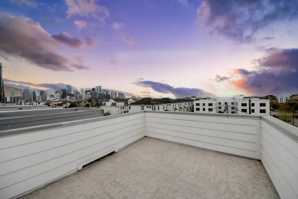 a view of an outdoor space