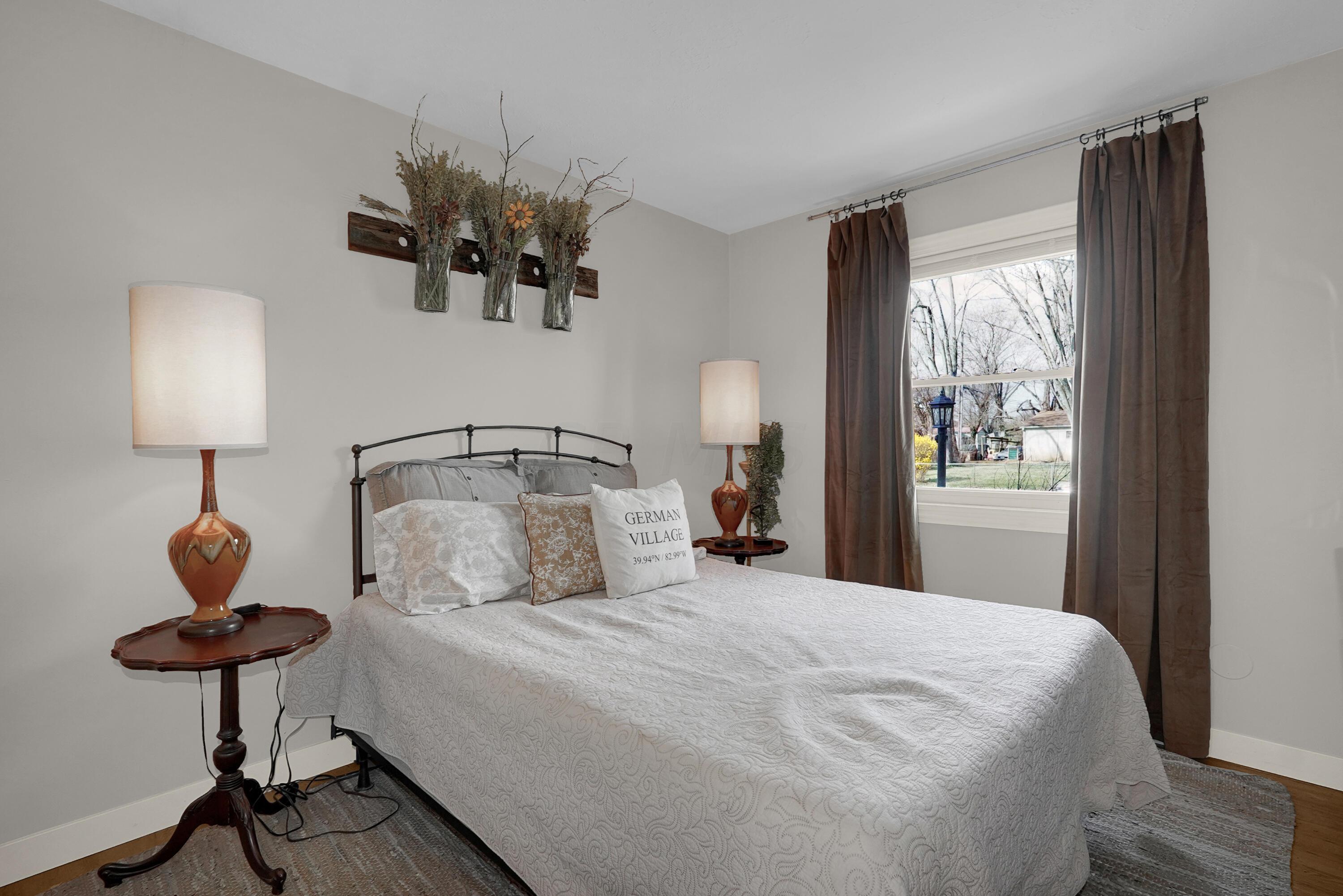 3738 Atkinson Road Columbus, OH 43232 - Photo 25 of 34 DSC09904