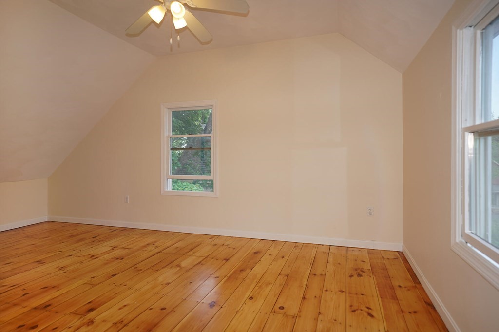 18 Prospect Street, Unit 3 Clinton, MA 01510 - Photo 8 of 14 Gallery Image 8
