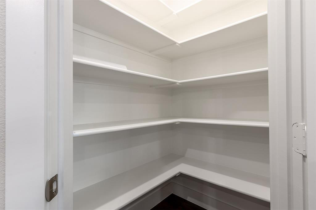 2809 Gooch Street Dallas, TX 75241 - Photo 7 of 19