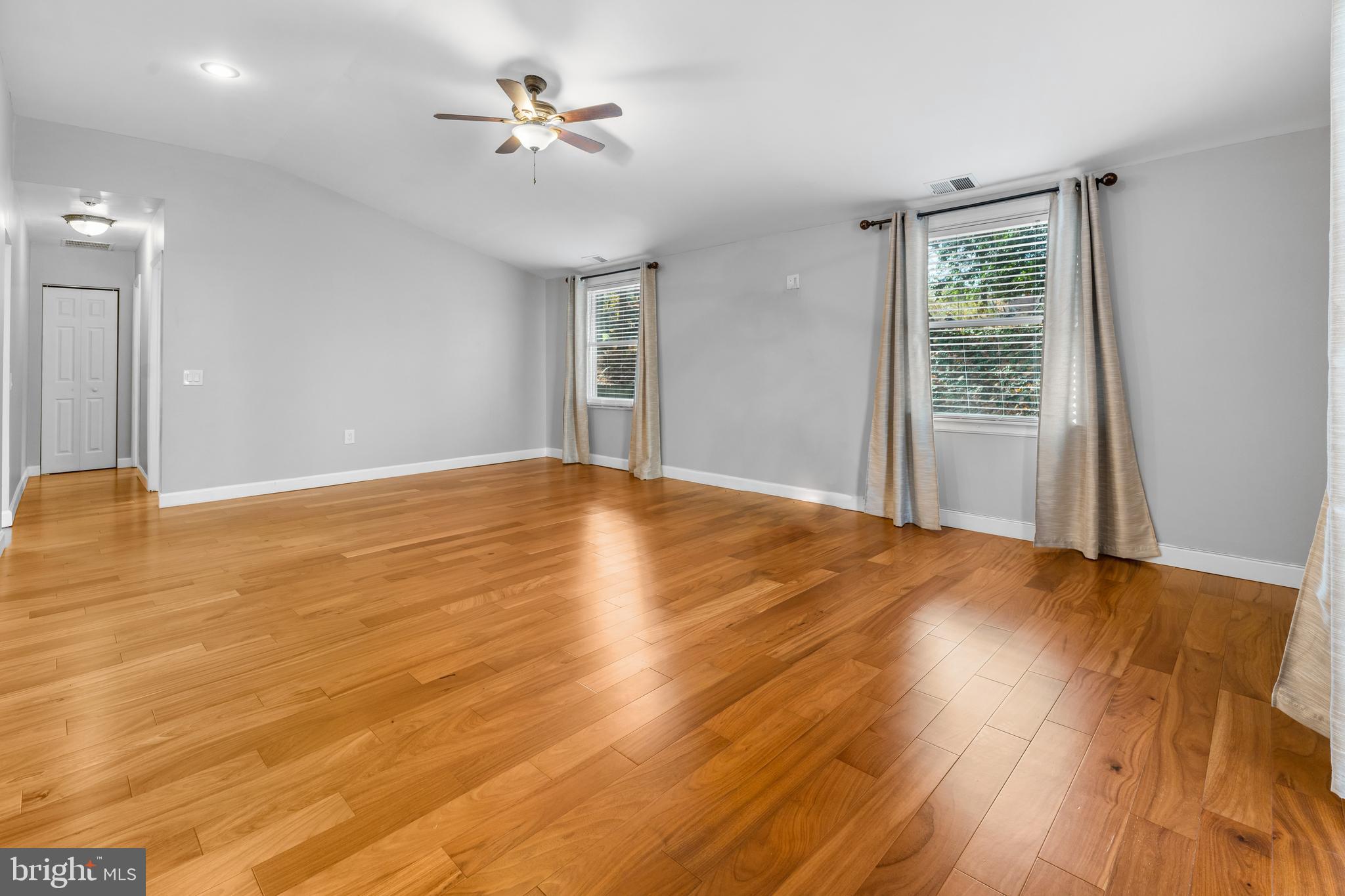 14204 Bennett Road Silver Spring, MD 20906 - Photo 11 of 34