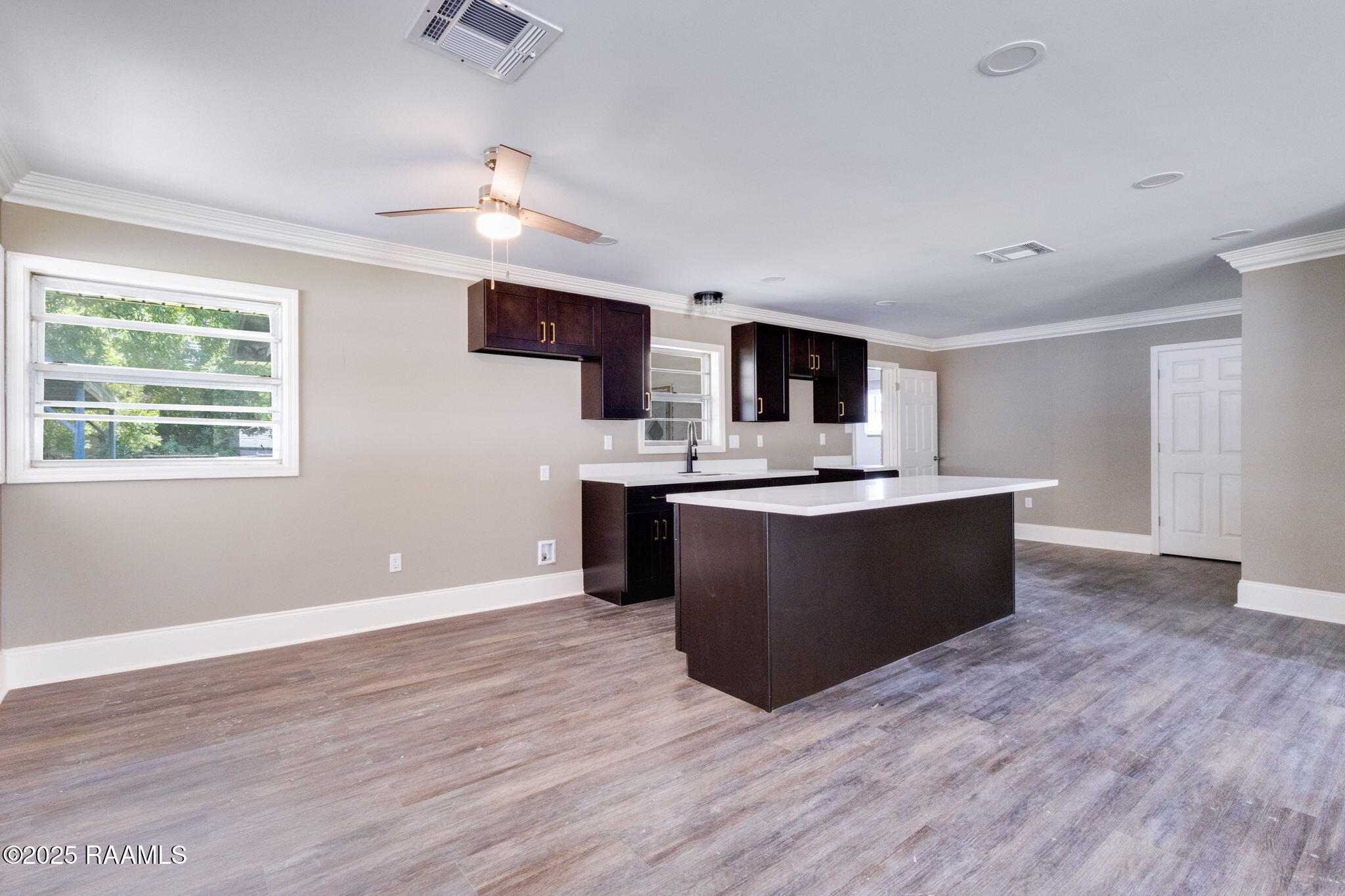 309 North Reed Street Ville Platte, LA 70586 - Photo 4 of 16 2-web-or-mls-309 N Reed St-1