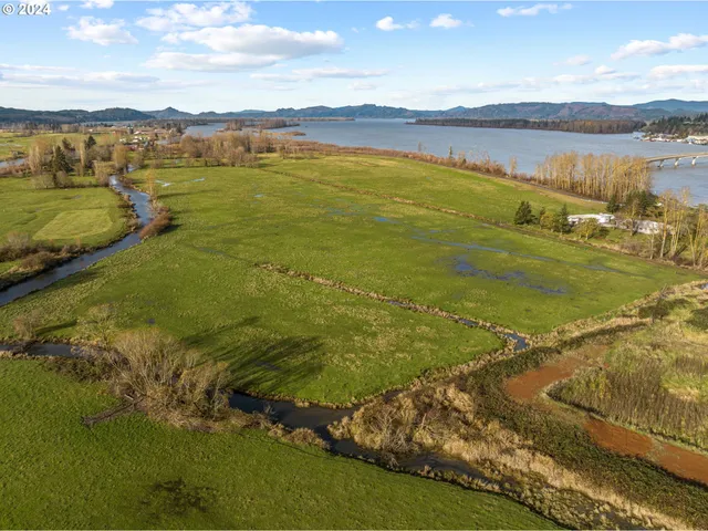 a view of an ocean and city