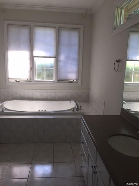 3674 Walnut Brook Drive Rochester, MI 48309 - Photo 22 of 24 IMG_0714.JPG