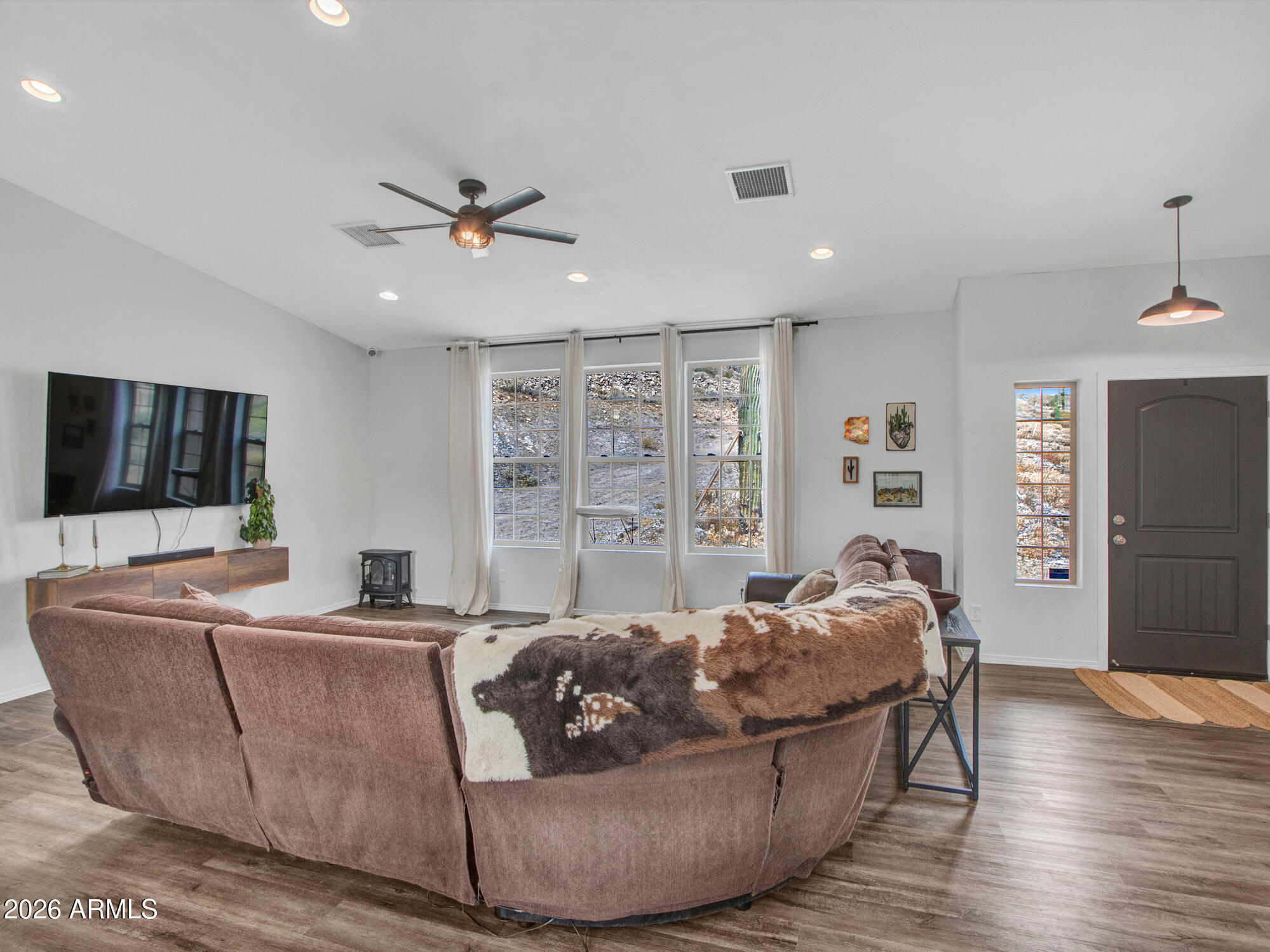 3443 West Joy Ranch Road Phoenix, AZ 85086 - Photo 2 of 27 03-Living-room-(2)