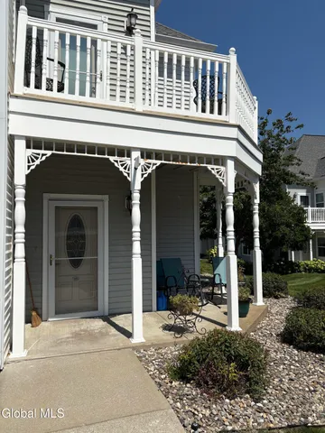 $368,000 | 107 Kelly Circle, Guilderland, NY 12009