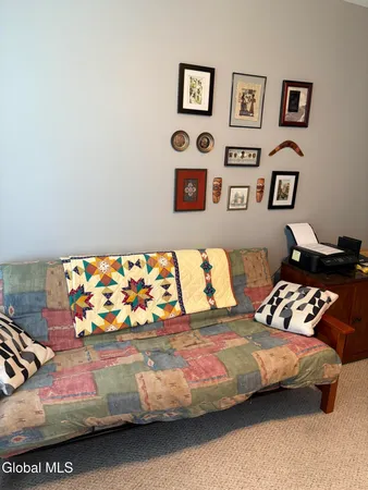 $368,000 | 107 Kelly Circle, Guilderland, NY 12009