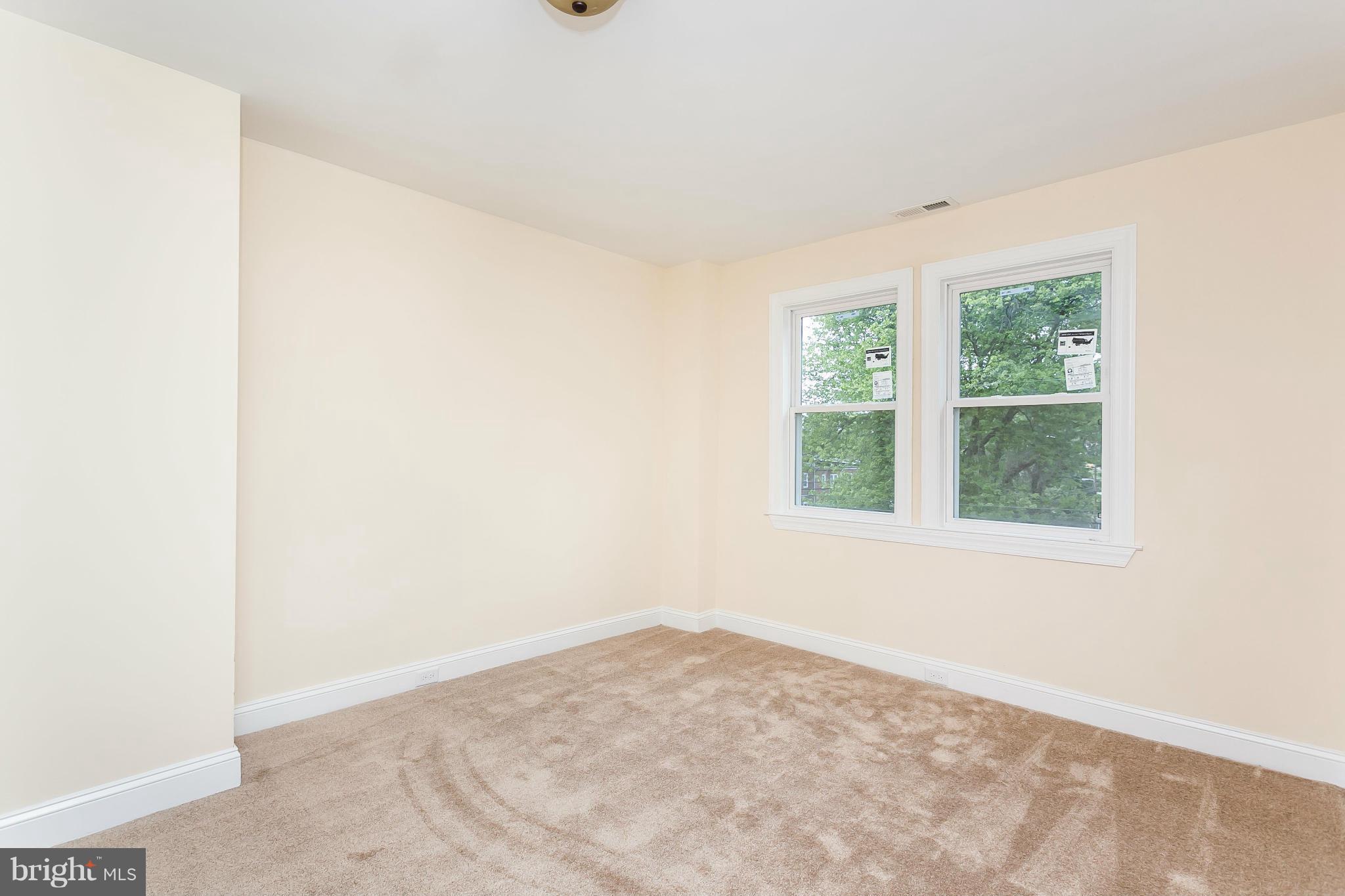 1016 North Woodington Road Baltimore, MD 21229 - Photo 16 of 27 Bedroom