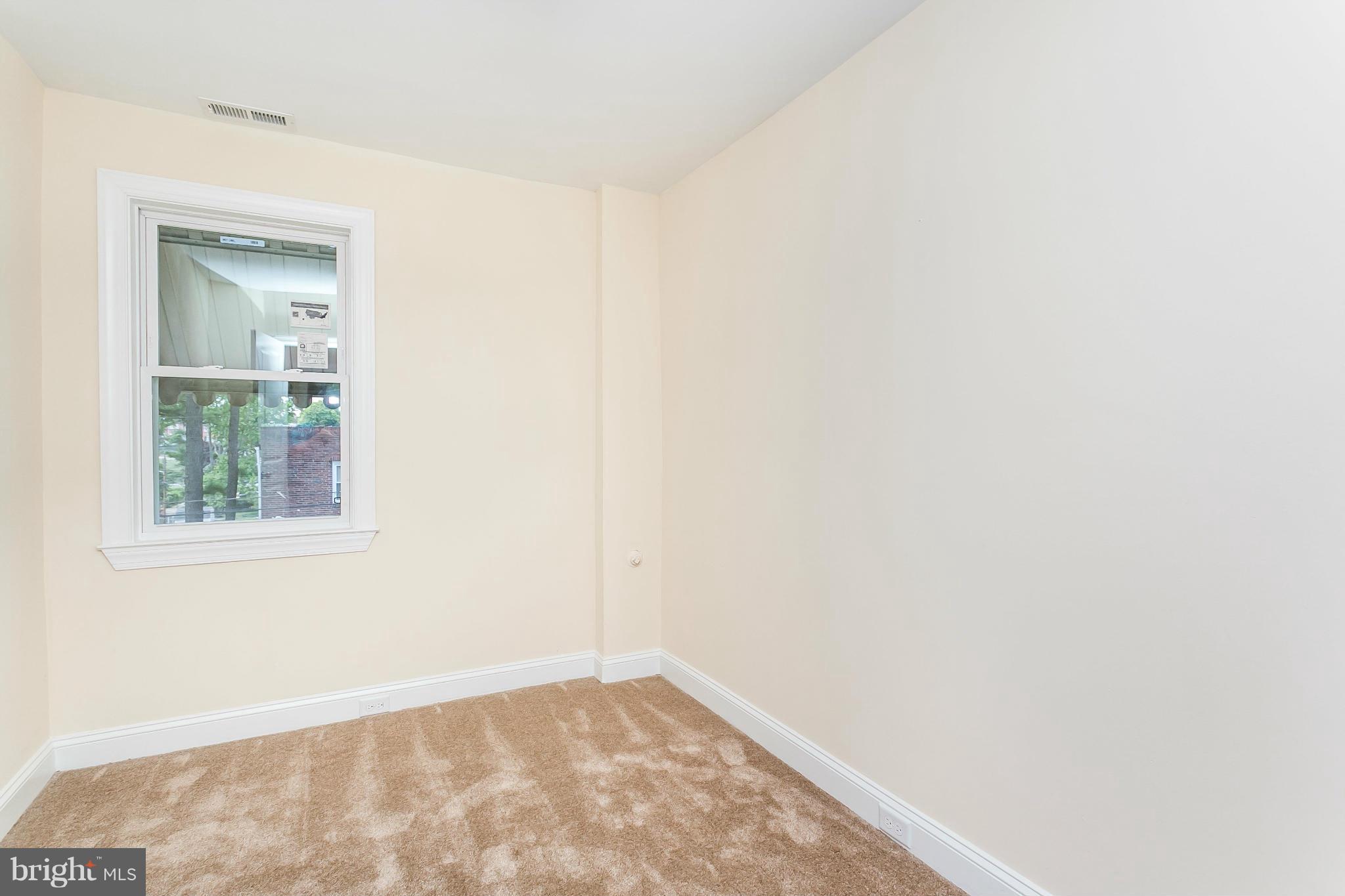 1016 North Woodington Road Baltimore, MD 21229 - Photo 18 of 27 Bedroom