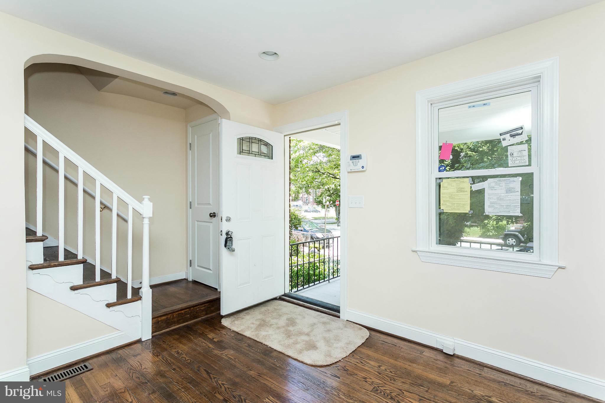 1016 North Woodington Road Baltimore, MD 21229 - Photo 5 of 27 Interior (General)