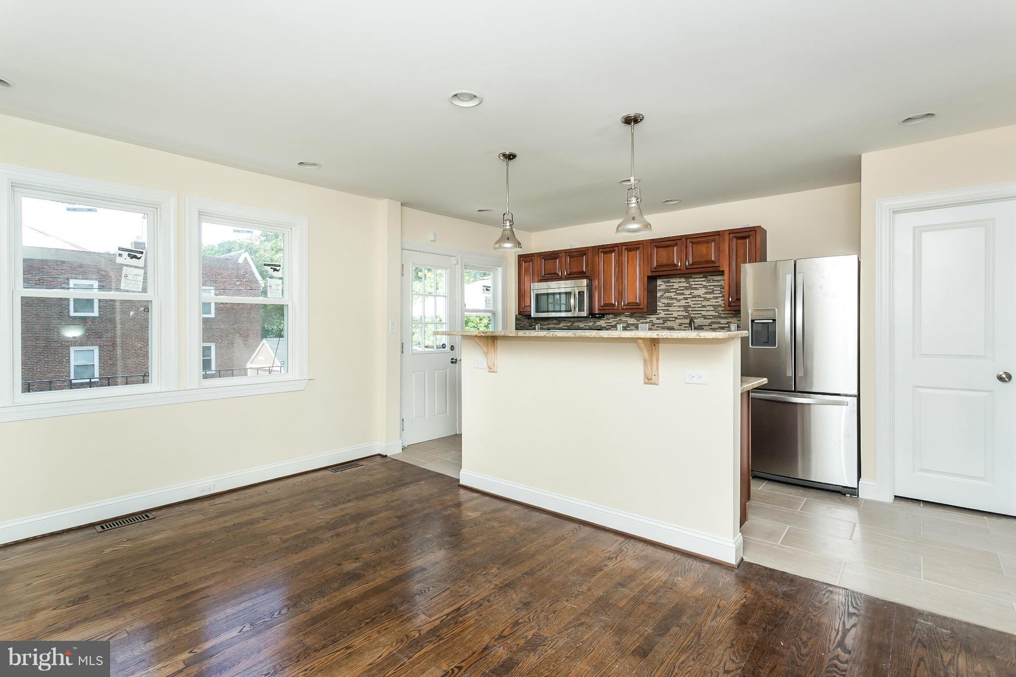 1016 North Woodington Road Baltimore, MD 21229 - Photo 8 of 27 Dining Room