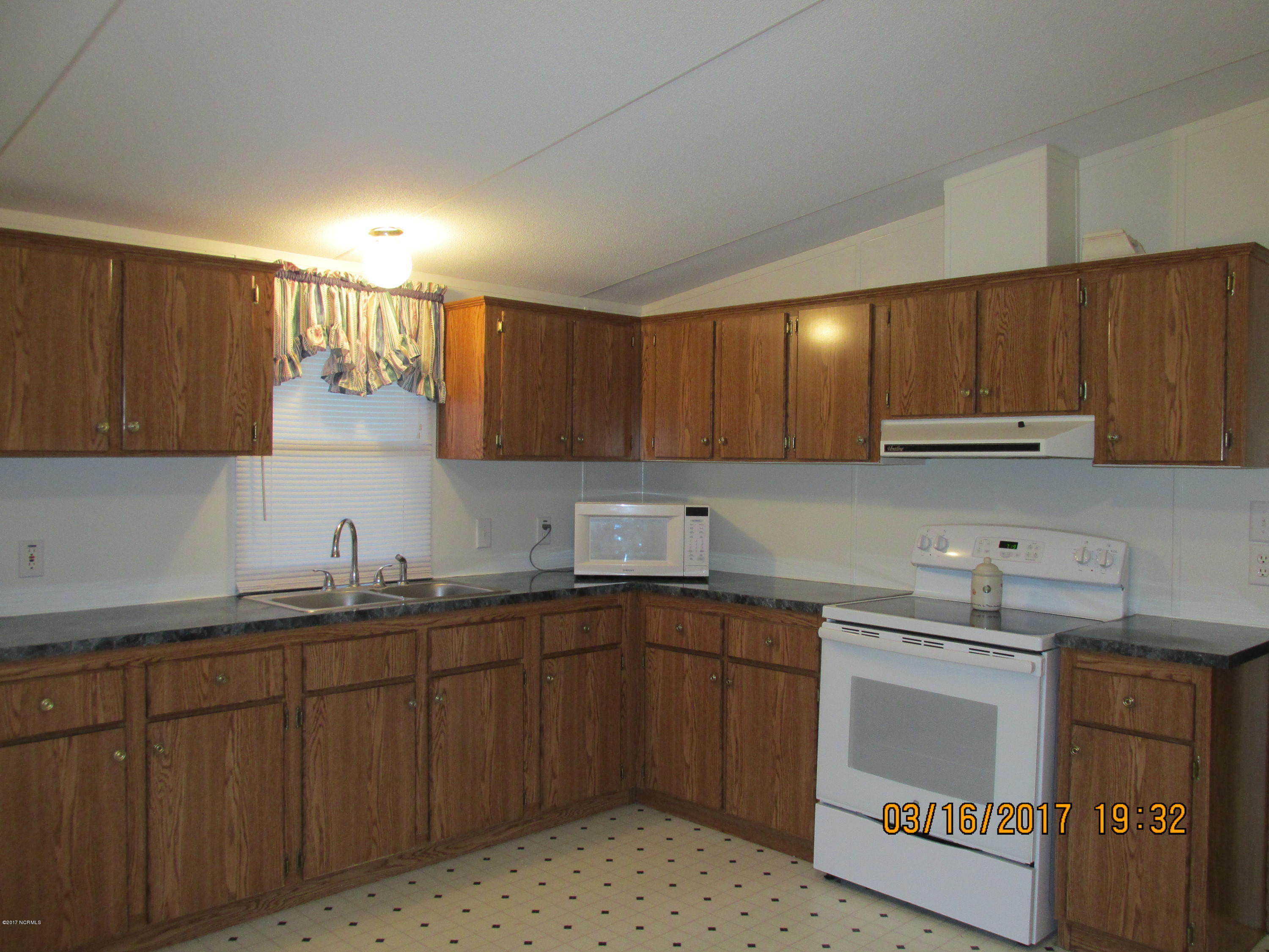 3905 Weaver Road Wilson, NC 27893 - Photo 8 of 16 weaver road property 014