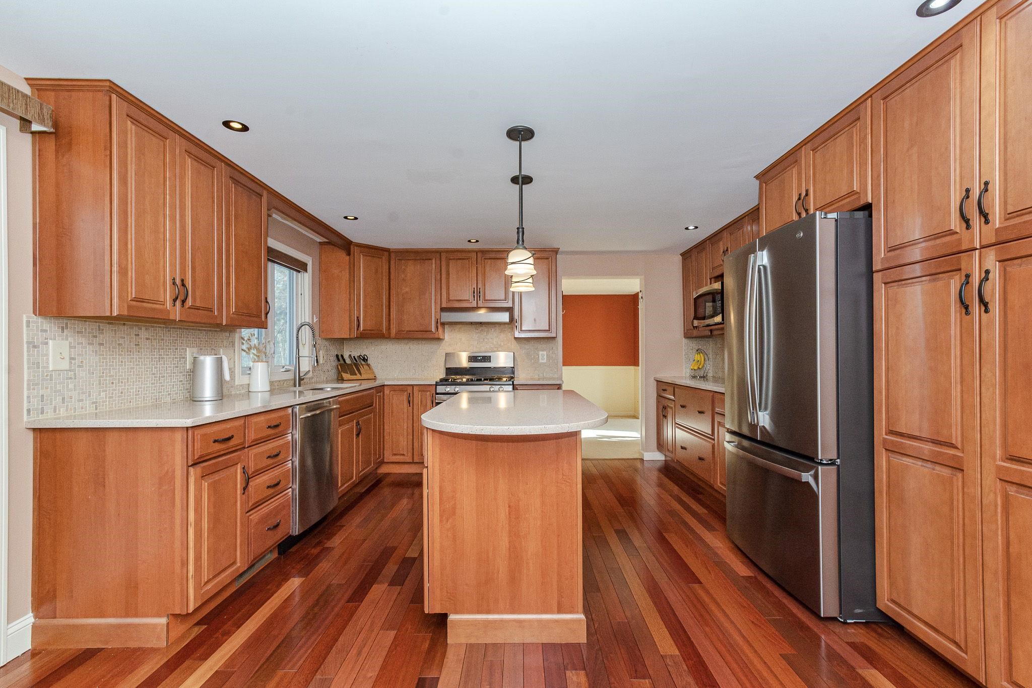 406 Elk Run Road Hudson, NH 03051 - Photo 11 of 39