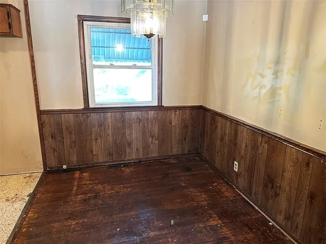 $119,900 | 4016 South Spring Street, Independence, MO 64055