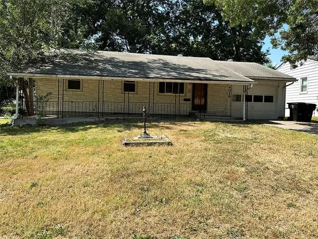 $119,900 | 4016 South Spring Street, Independence, MO 64055