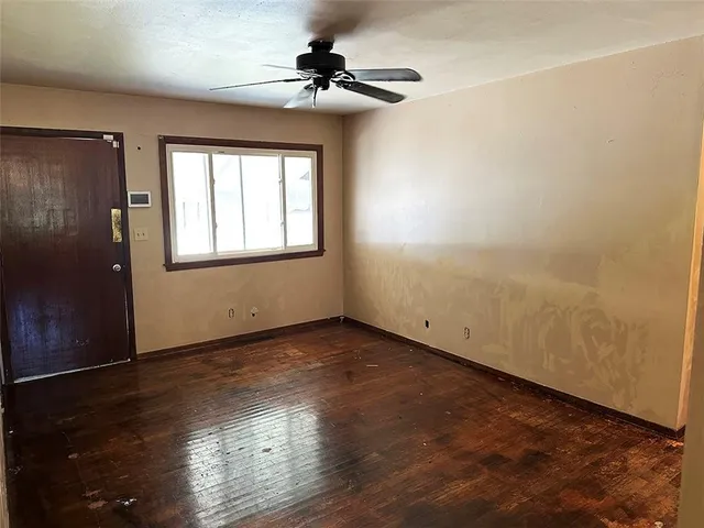 $119,900 | 4016 South Spring Street, Independence, MO 64055