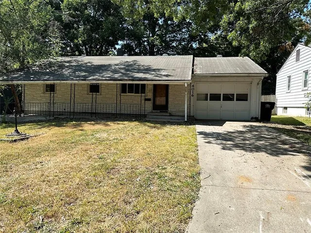 $119,900 | 4016 South Spring Street, Independence, MO 64055