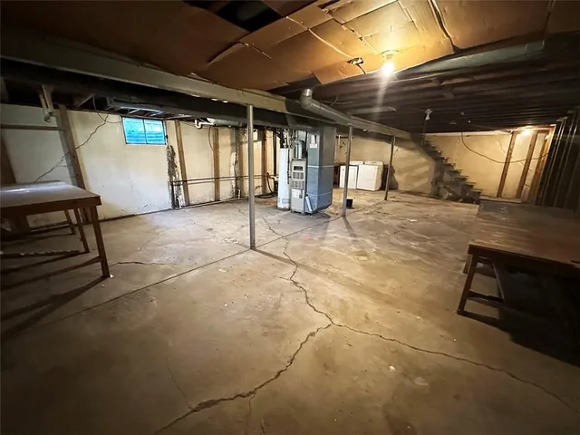 $119,900 | 4016 South Spring Street, Independence, MO 64055