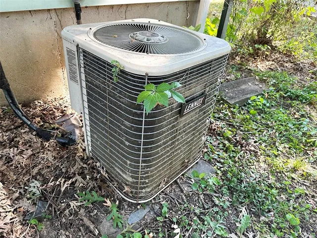 $119,900 | 4016 South Spring Street, Independence, MO 64055