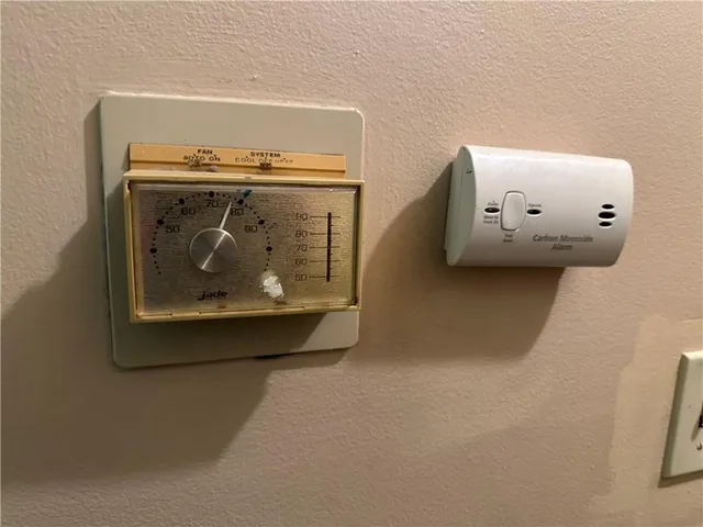 $119,900 | 4016 South Spring Street, Independence, MO 64055