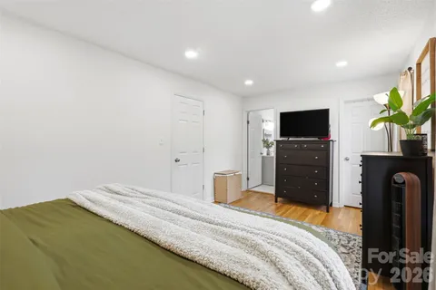 $325,000 | 6607 Elmwood Circle, Charlotte, NC 28214