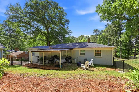 $325,000 | 6607 Elmwood Circle, Charlotte, NC 28214