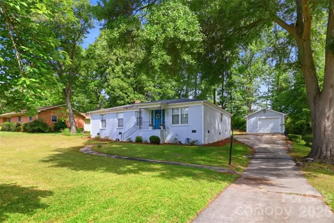 $325,000 | 6607 Elmwood Circle, Charlotte, NC 28214