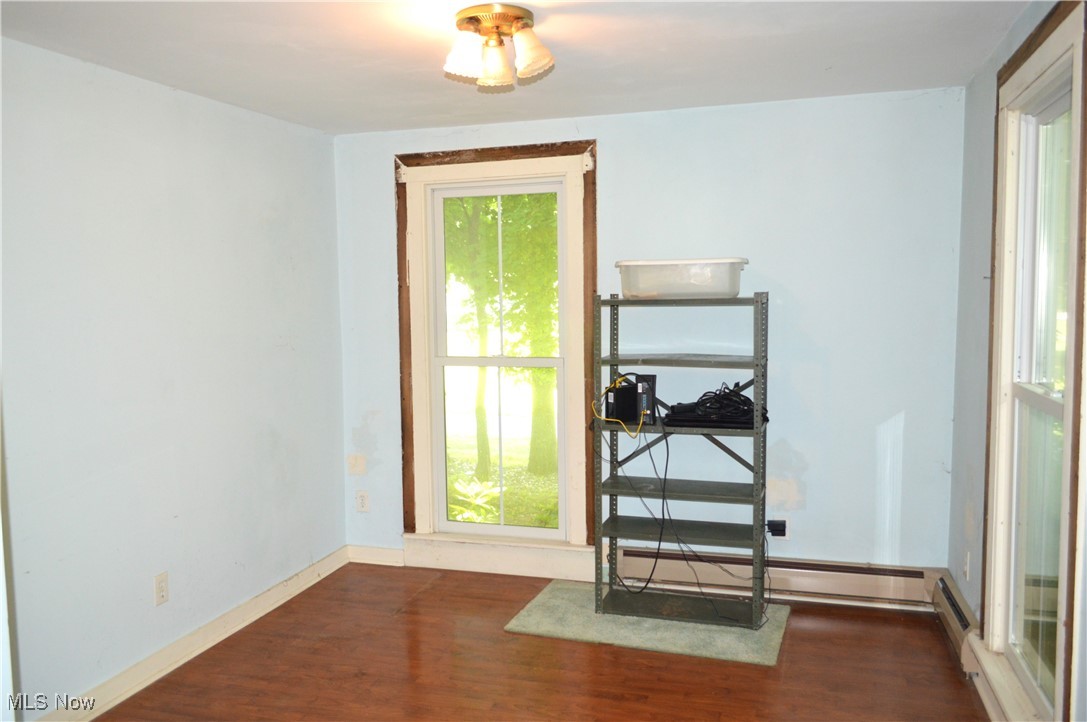6304 Chapel Road Madison, OH 44057 - Photo 9 of 21 2nd First Fl Bedroom