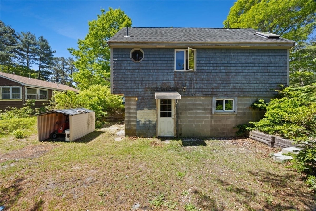 2 Cardinal Avenue Wareham, MA 02538 - Photo 4 of 38