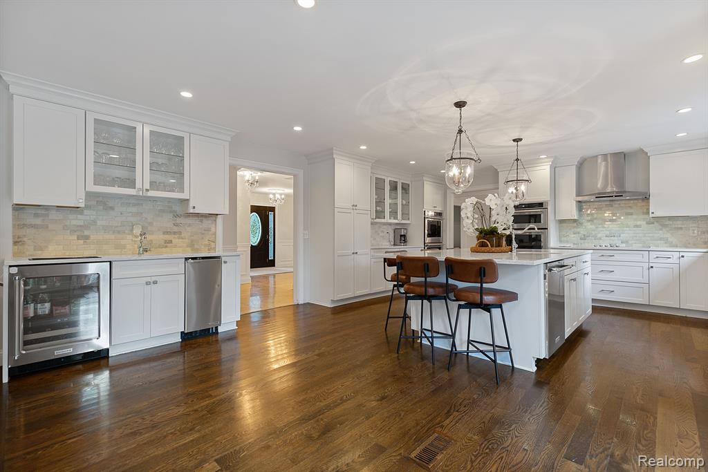 2599 Munster Road Rochester Hills, MI 48309 - Photo 7 of 58