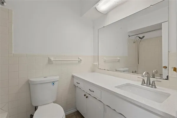 $1,750 | 3209 North Calais Street, Sherman, TX 75090