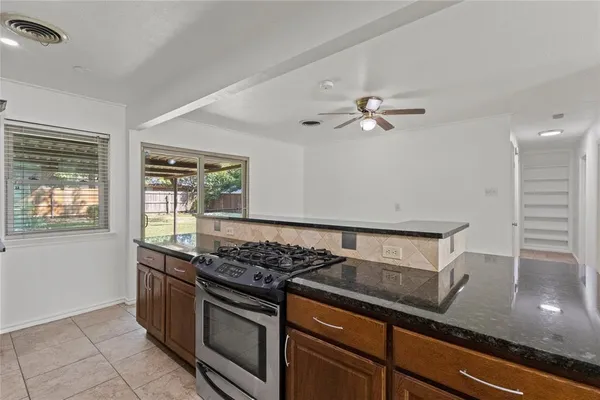 $1,750 | 3209 North Calais Street, Sherman, TX 75090