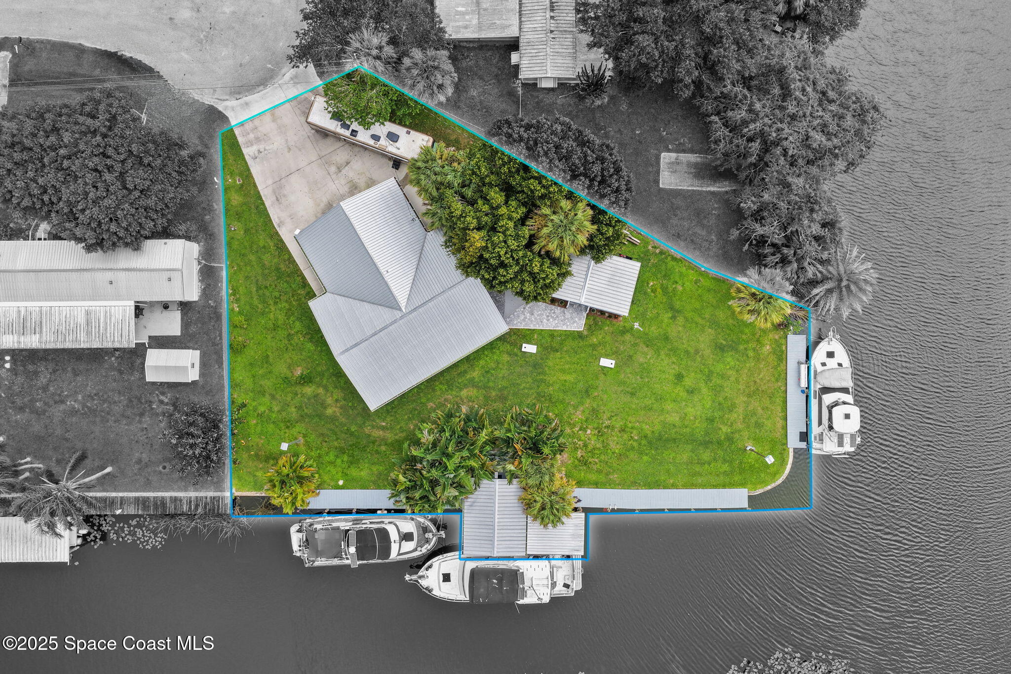 2136 Southeast 35th Lane Okeechobee, FL 34974 - Photo 2 of 52 2136 SE 35th Lane