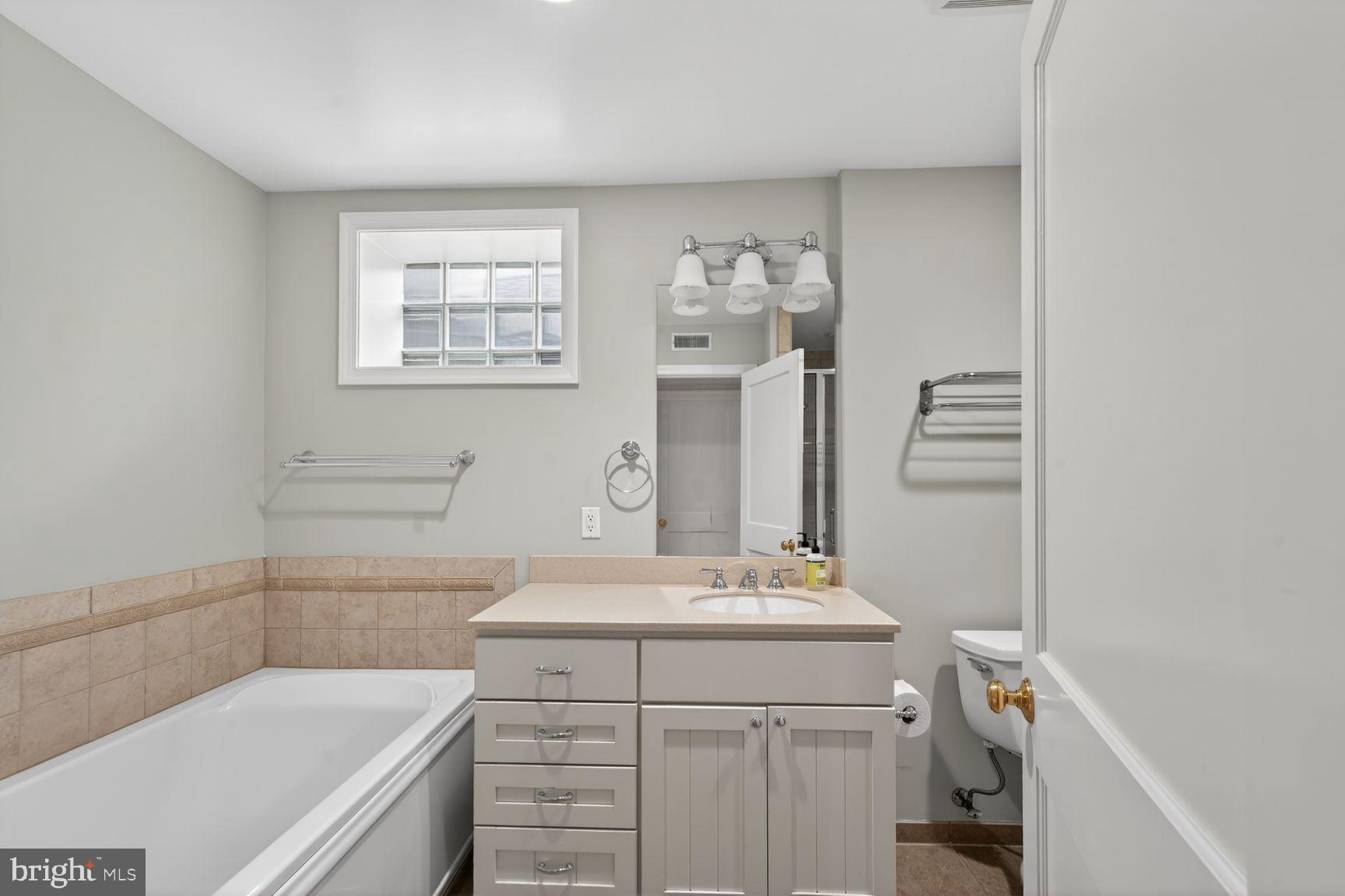 5105 34th Street Northwest Washington, DC 20008 - Photo 26 of 26