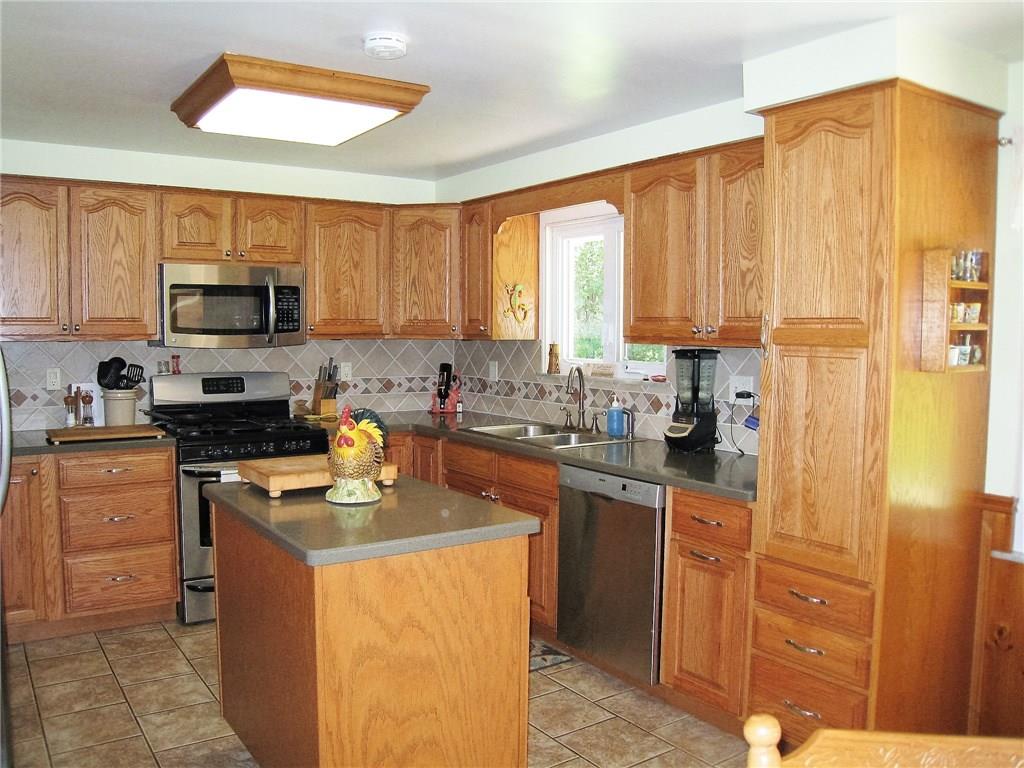 3221 Conway Wallrose Road Economy, PA 15005 - Photo 5 of 19 Gallery Image 5