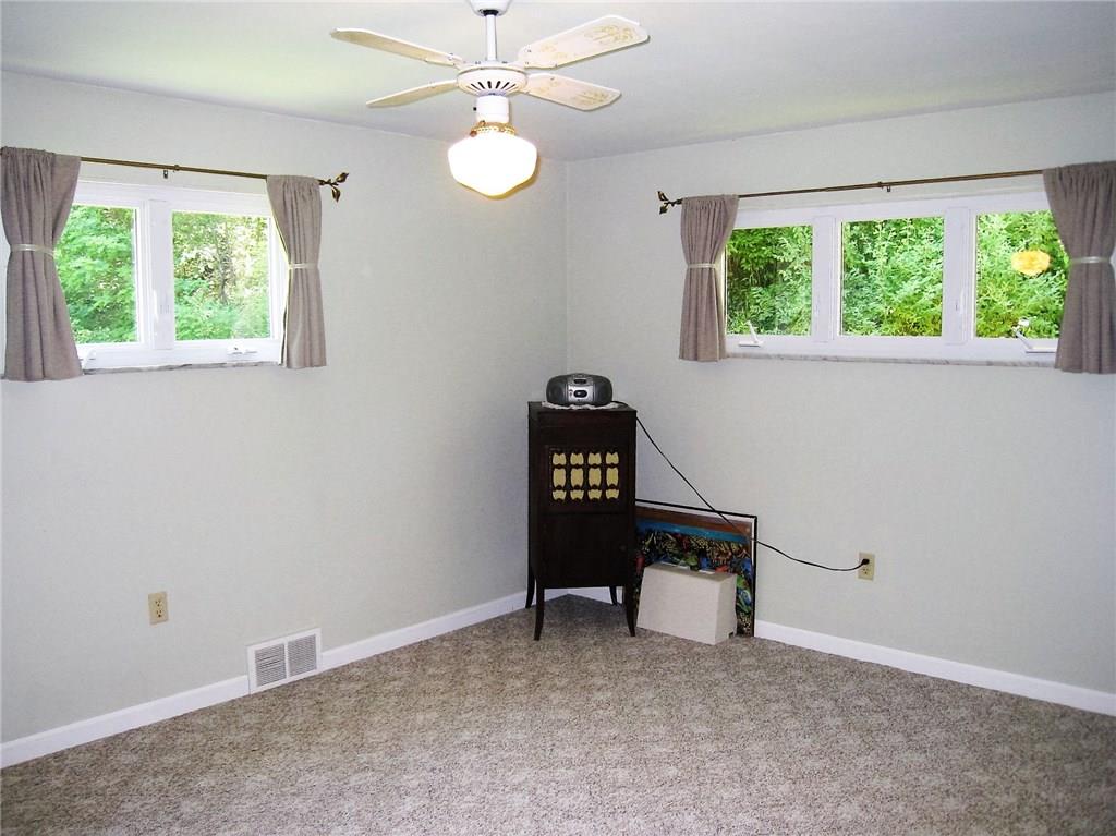 3221 Conway Wallrose Road Economy, PA 15005 - Photo 10 of 19 Gallery Image 10