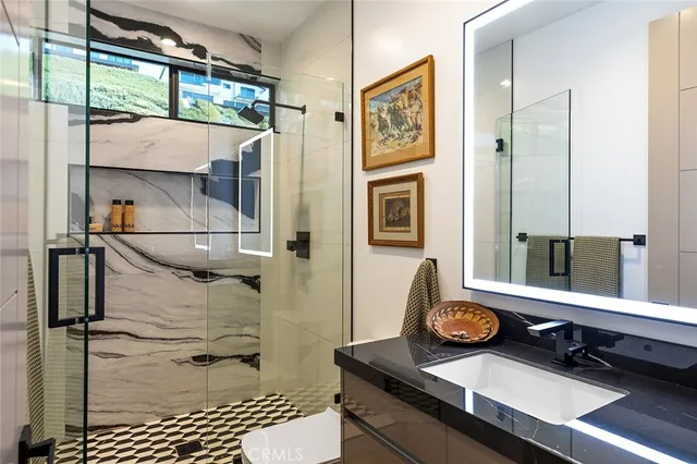 $5,895,000 | 606 East Avenida San Juan, San Clemente, CA 92672