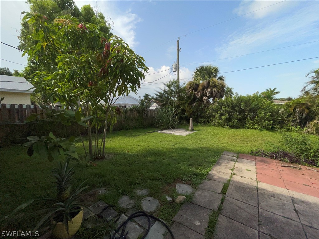 140 6th Street Naples, FL 34113 - Photo 23 of 27 Gallery Image 23