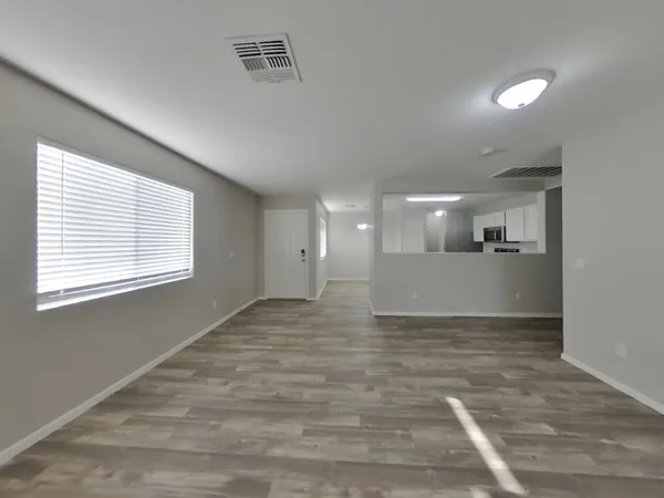 $1,829 | 10410 West Pioneer Street, Tolleson, AZ 85353