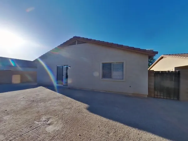 $1,829 | 10410 West Pioneer Street, Tolleson, AZ 85353