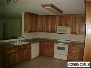 715 Spring Street Southwest Concord, NC 28025 - Photo 3 of 8 Gallery Image 3