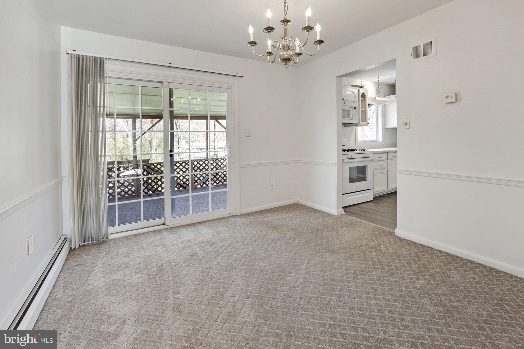 13825 Gilbert Road Woodbridge, VA 22193 - Photo 12 of 37 Gallery Image 12