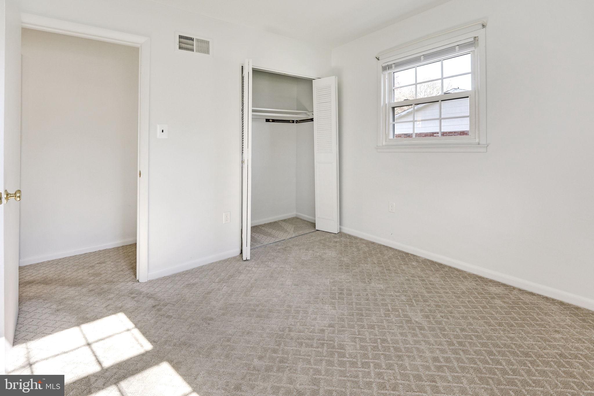 13825 Gilbert Road Woodbridge, VA 22193 - Photo 16 of 37 Gallery Image 16