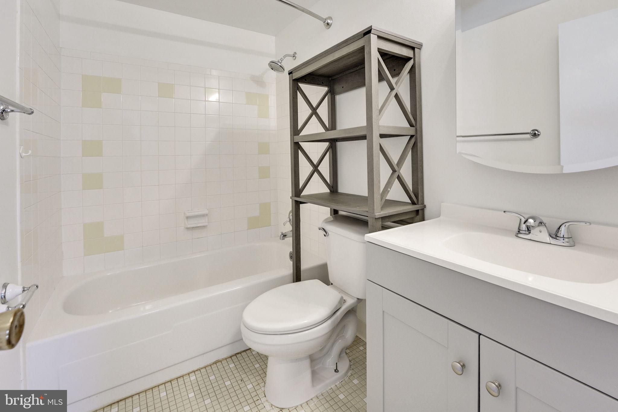 13825 Gilbert Road Woodbridge, VA 22193 - Photo 30 of 37 Gallery Image 30