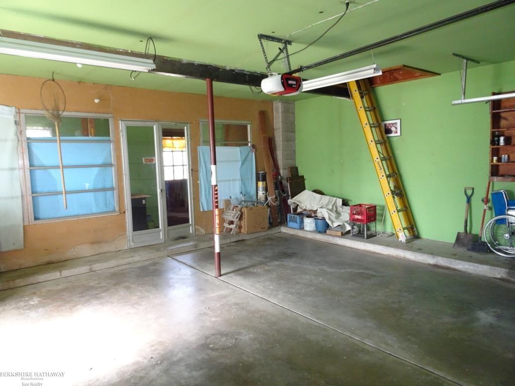 18247 Stephens Eastpointe, MI 48021 - Photo 22 of 53 Gallery Image 22